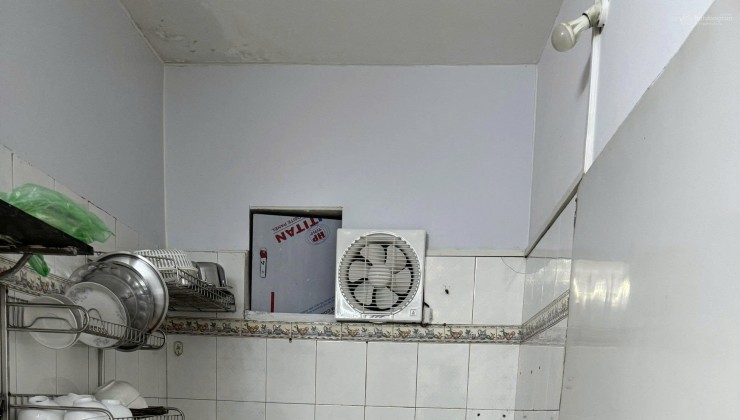 Cho thuê ở nhóm 5 người hoặc hộ GĐ căn hộ TT Tầng 5 Bách Khoa 65m2, 2 ngủ, 7.5 Triệu